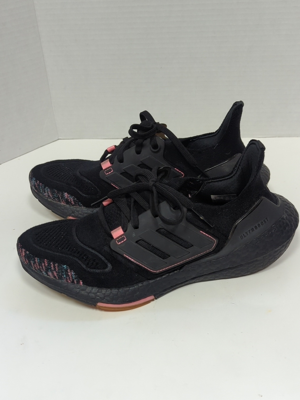 Adidas Woman Ultraboost 22 Gx5927 Pink Black Colorway Sz 7